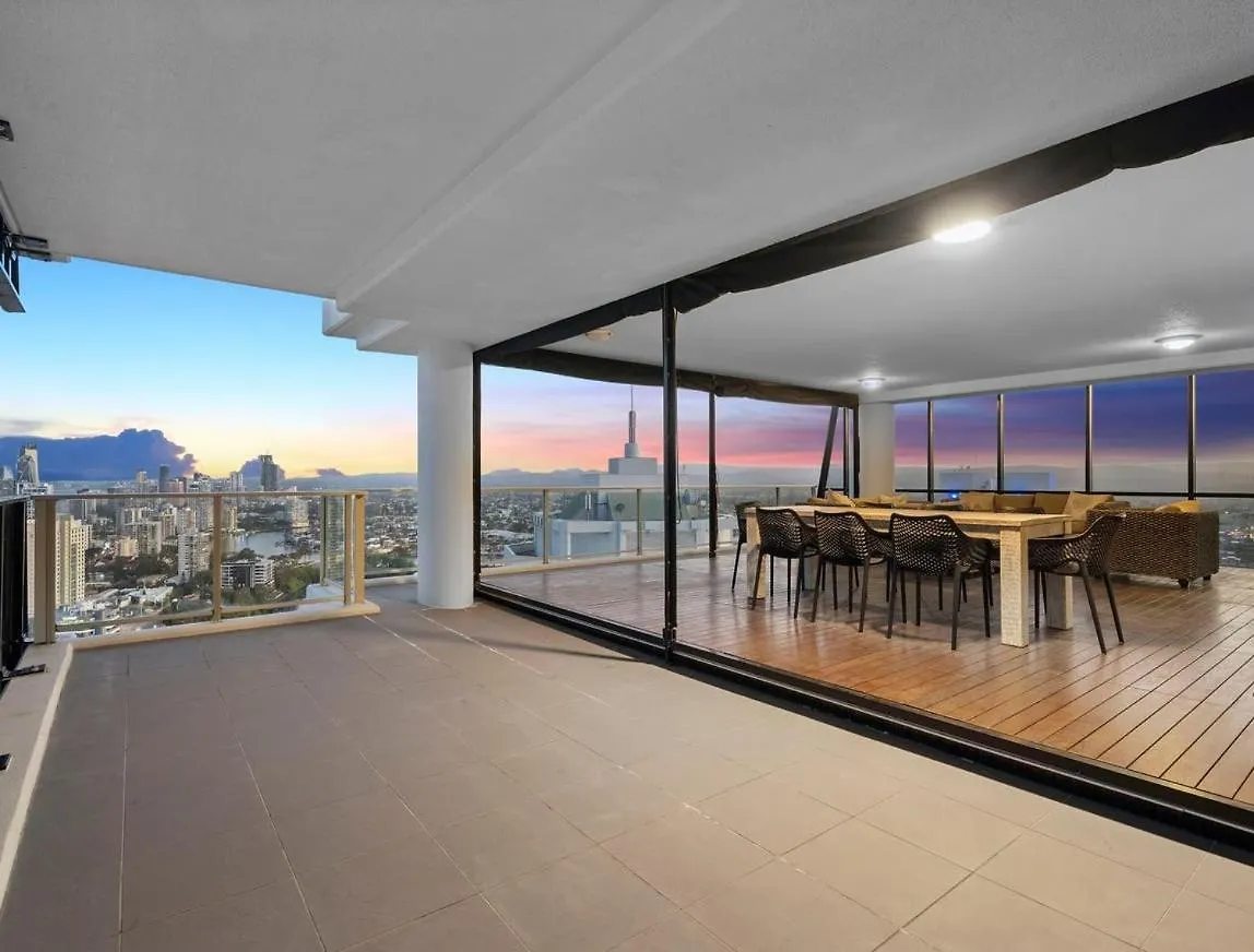 Apartment Ferienwohnung Circle On Cavill - Hosted By Coastal Letting Gold Coast Australien