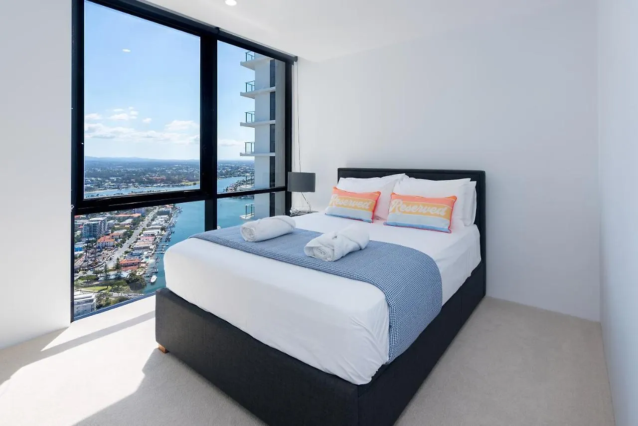 Circle On Cavill - Hosted By Coastal Letting Apartment Gold Coast Australia