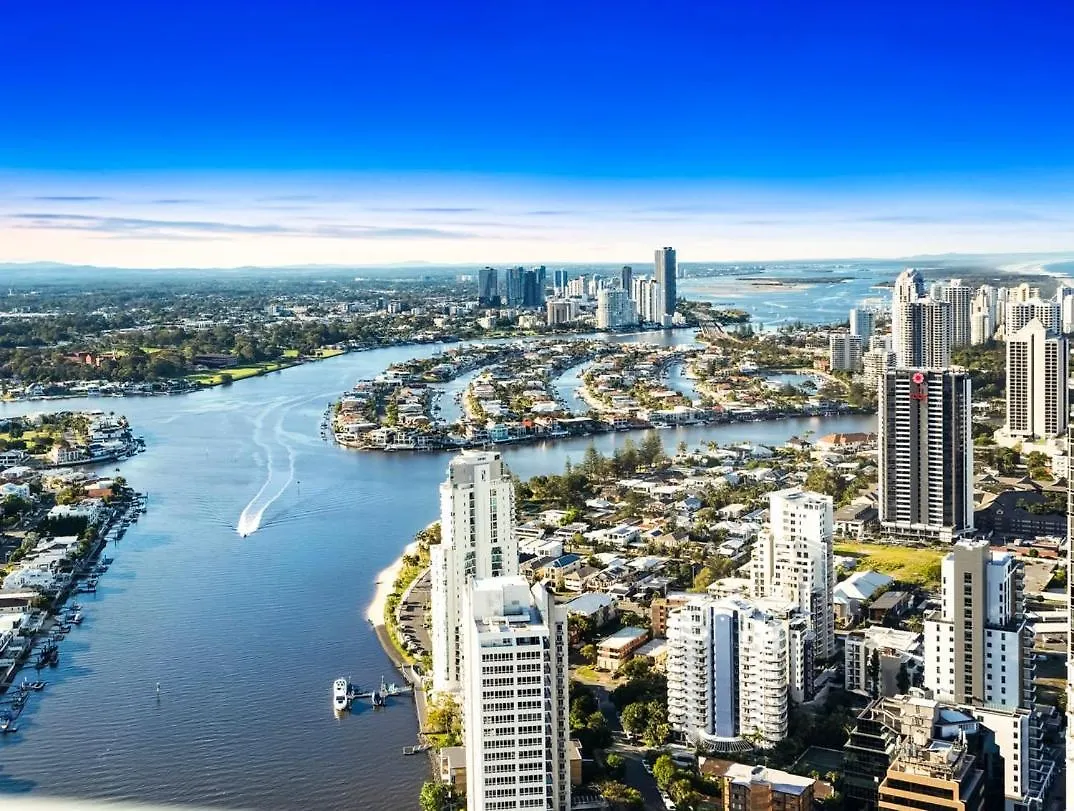 Circle On Cavill - Hosted By Coastal Letting Apartment Gold Coast 0*,  Australia