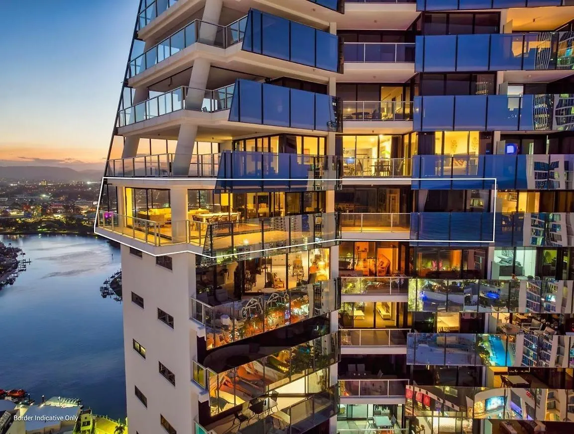 Circle On Cavill - Hosted By Coastal Letting Apartment Gold Coast
