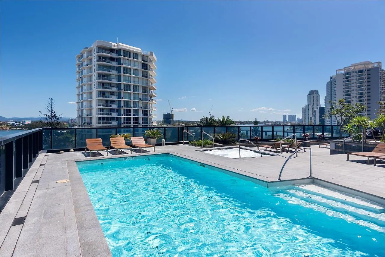 Circle On Cavill - Hosted By Coastal Letting Apartment Gold Coast