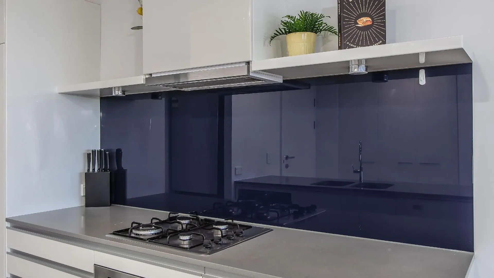 Circle On Cavill - Hosted By Coastal Letting Apartment Gold Coast