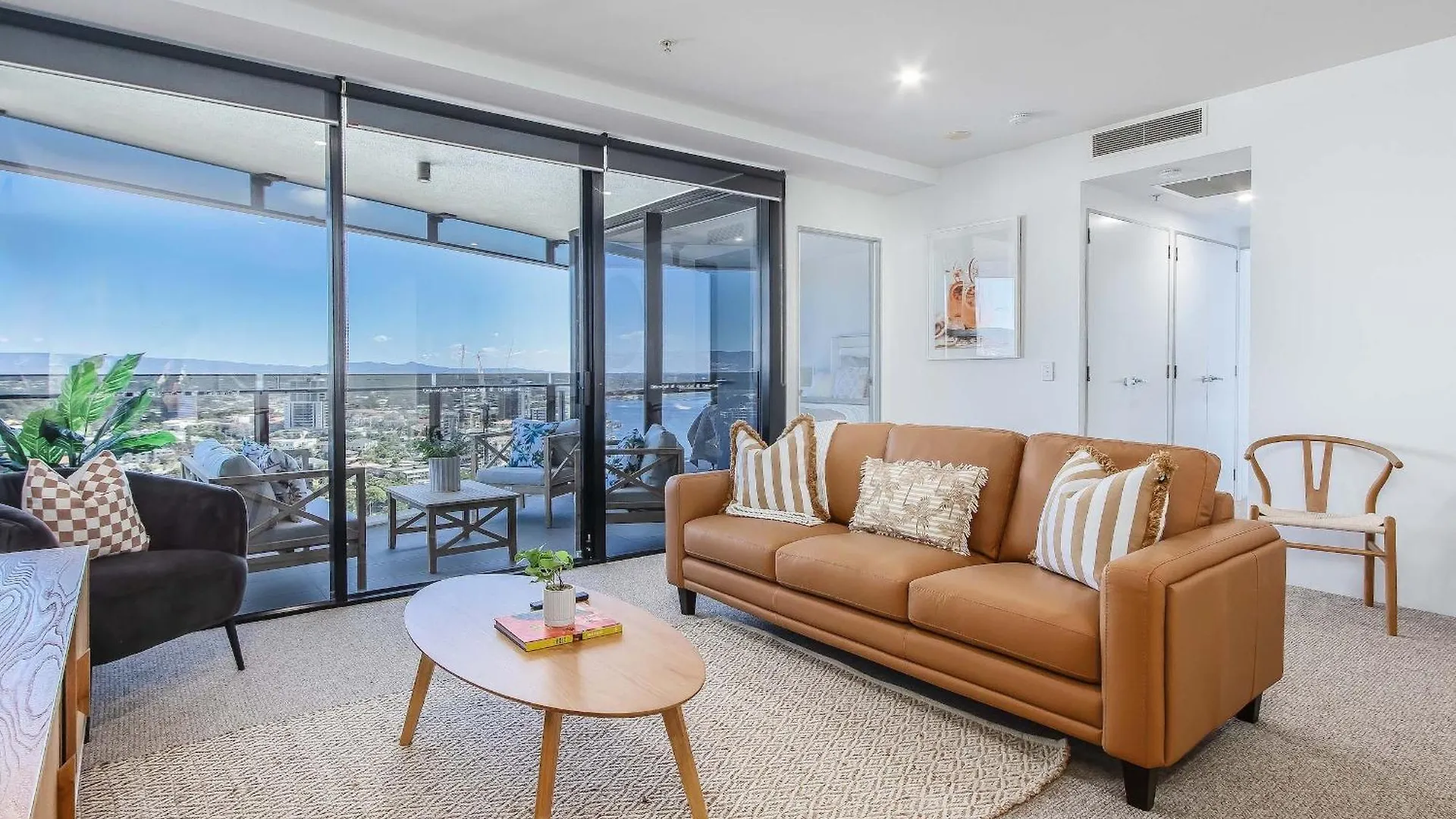 Circle On Cavill - Hosted By Coastal Letting Apartment Gold Coast 0*,  Australia
